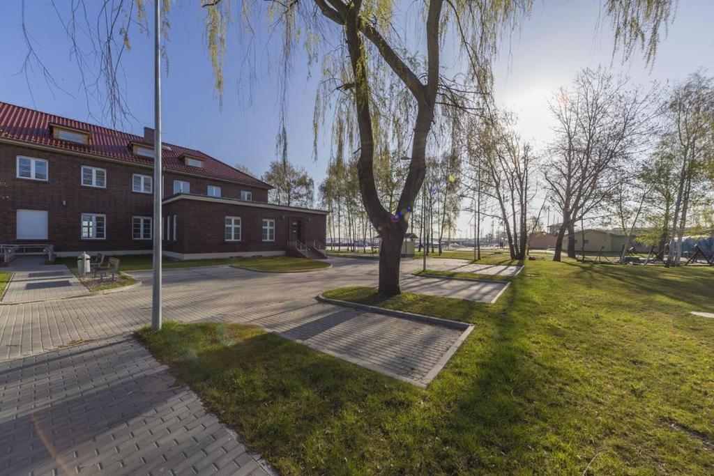Centrum Zeglarskie Domki Kempingowe Stettin Exterior foto